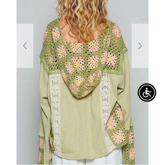 POL Green and Pink V-Neck Sweater - Picture 4 of 6